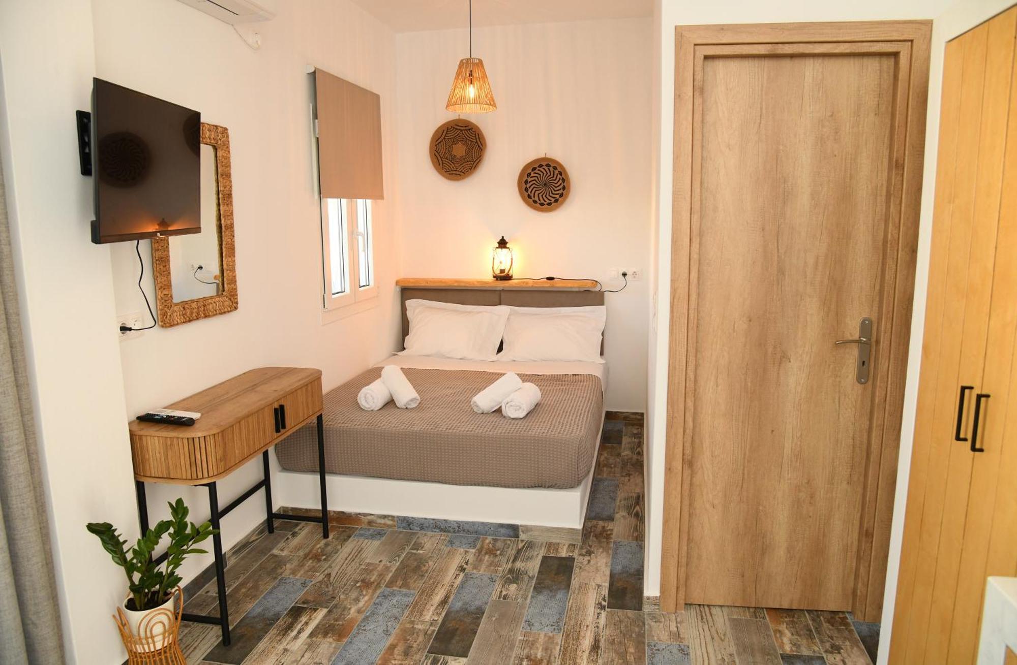 Petite Studios Batsi Батси Экстерьер фото