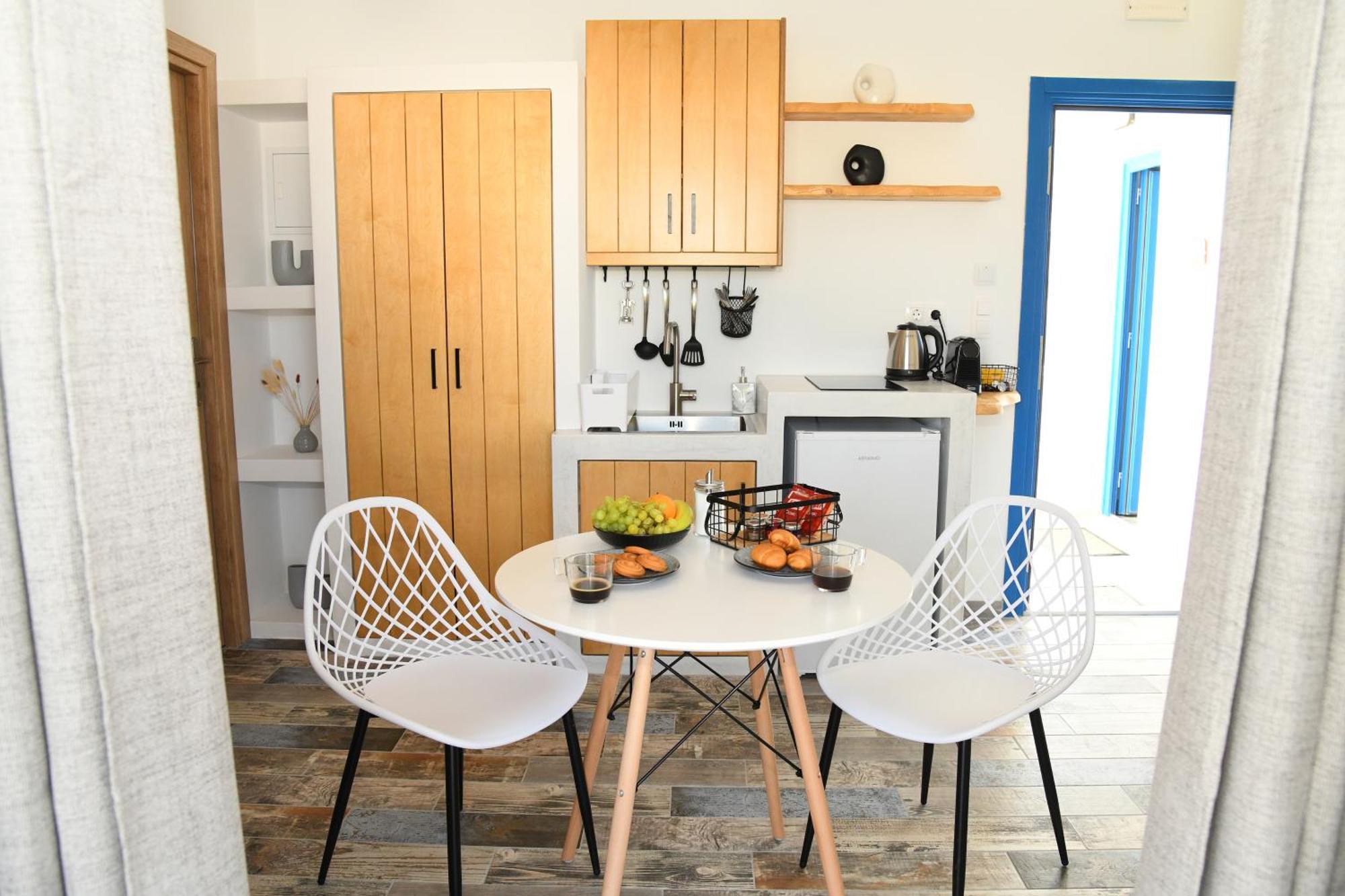 Petite Studios Batsi Батси Экстерьер фото